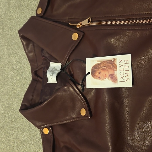 Jaclyn Smith Maroon Moto Polyureethane Jacket - Picture 7 of 9